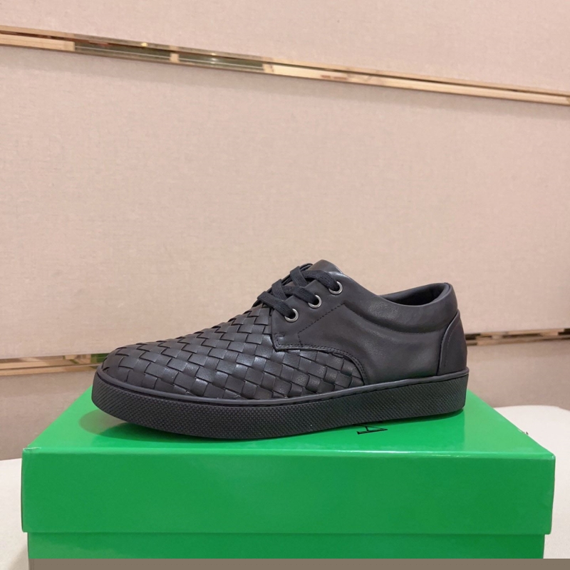 bo*te*ga Ve*ne*ta casual shoes